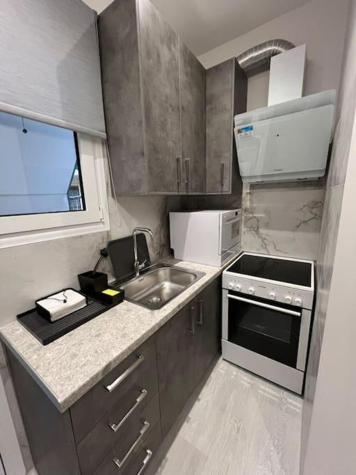Luxury Apartment Near Acropolis 아테네 외부 사진